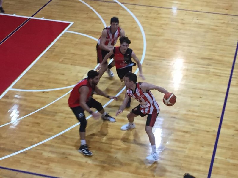 Sportivo Suardi y Unión de San Guillermo siguen en la punta de la Morterense